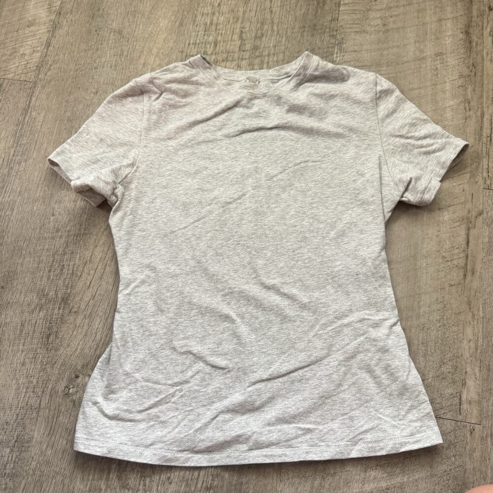 Skims Crew Neck Short Sleeve T-Shirt Light Heather Grey Size M Classic Baby Tee